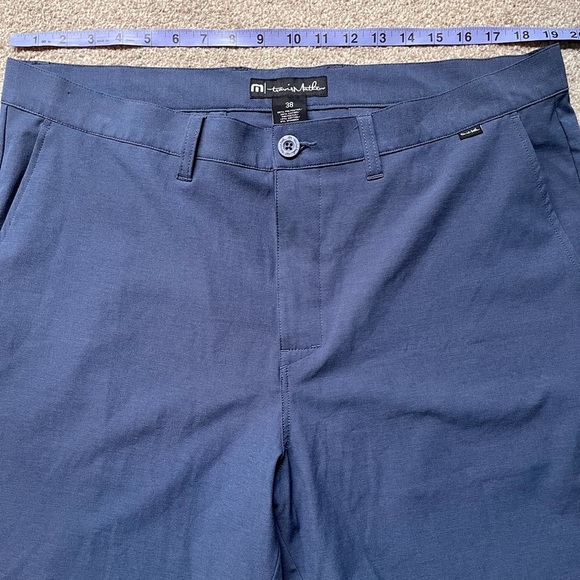 Mens Travis Mathew 10” Golf Shorts Size 38 - Picture 2 of 7